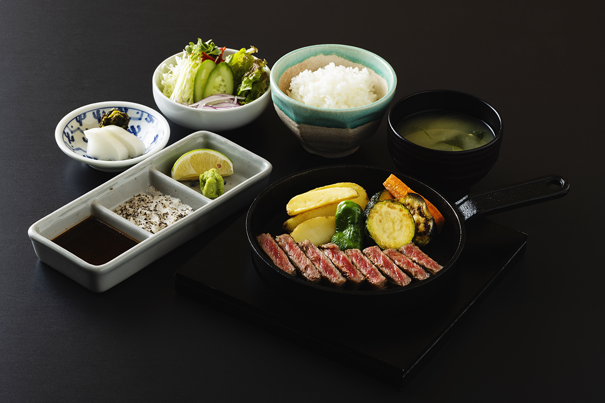 あか牛ステーキ定食